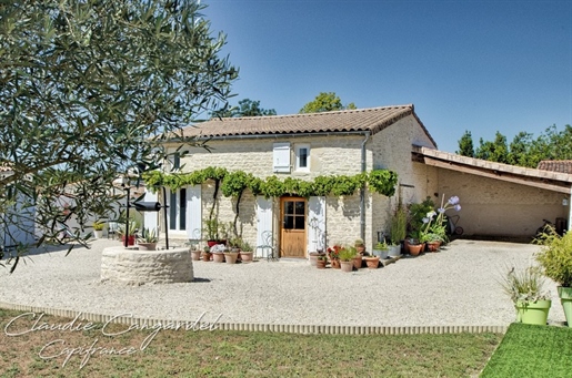 Dpt Charente Maritime (17), te koop nabij La Rochelle huis P7 van 232 m² - Perceel van 1,014.00 m²