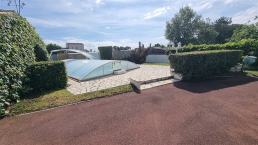 Charente-Maritime, emplacement n°1 à Bourcefranc Le Chapus maison avec piscine 7 pièces 129m² sur te