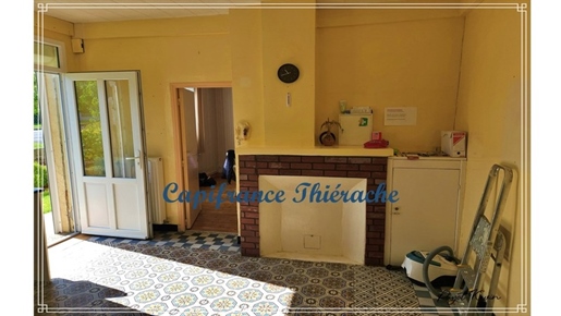 House for sale 5 rooms Urcel (02)