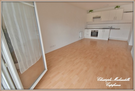 Meaux appartement 2e verdieping met lift, 3 kamers 54 m² - 2 slaapkamers - 1 balkon - ingerichte keu