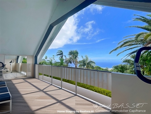 Dpt La Réunion (974), for sale Saint Denis house T6 of more than 150 m² Sea View