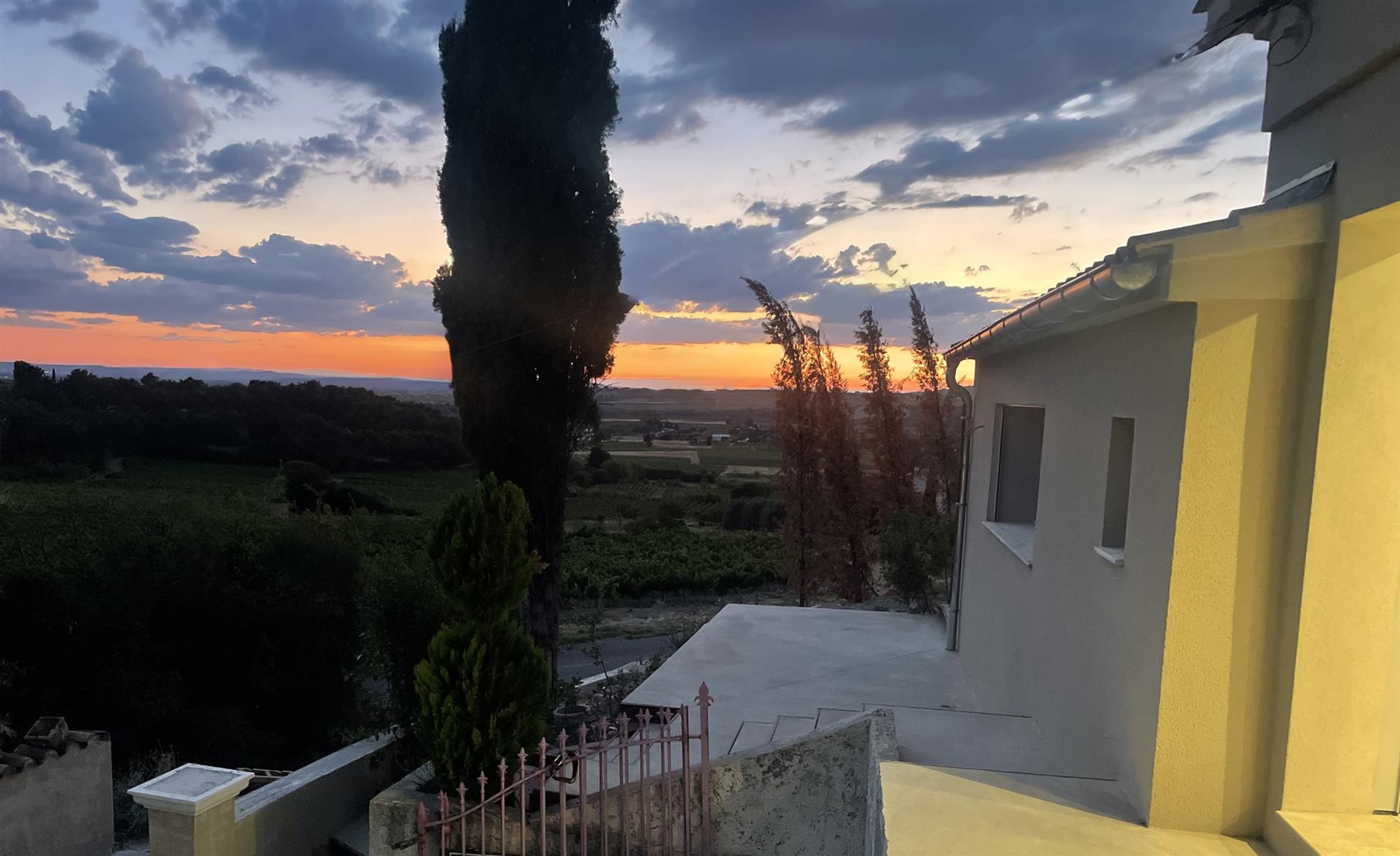 Séguret — Renovated house, 109 m2, remarkable view, swimming pool and neat services - 25