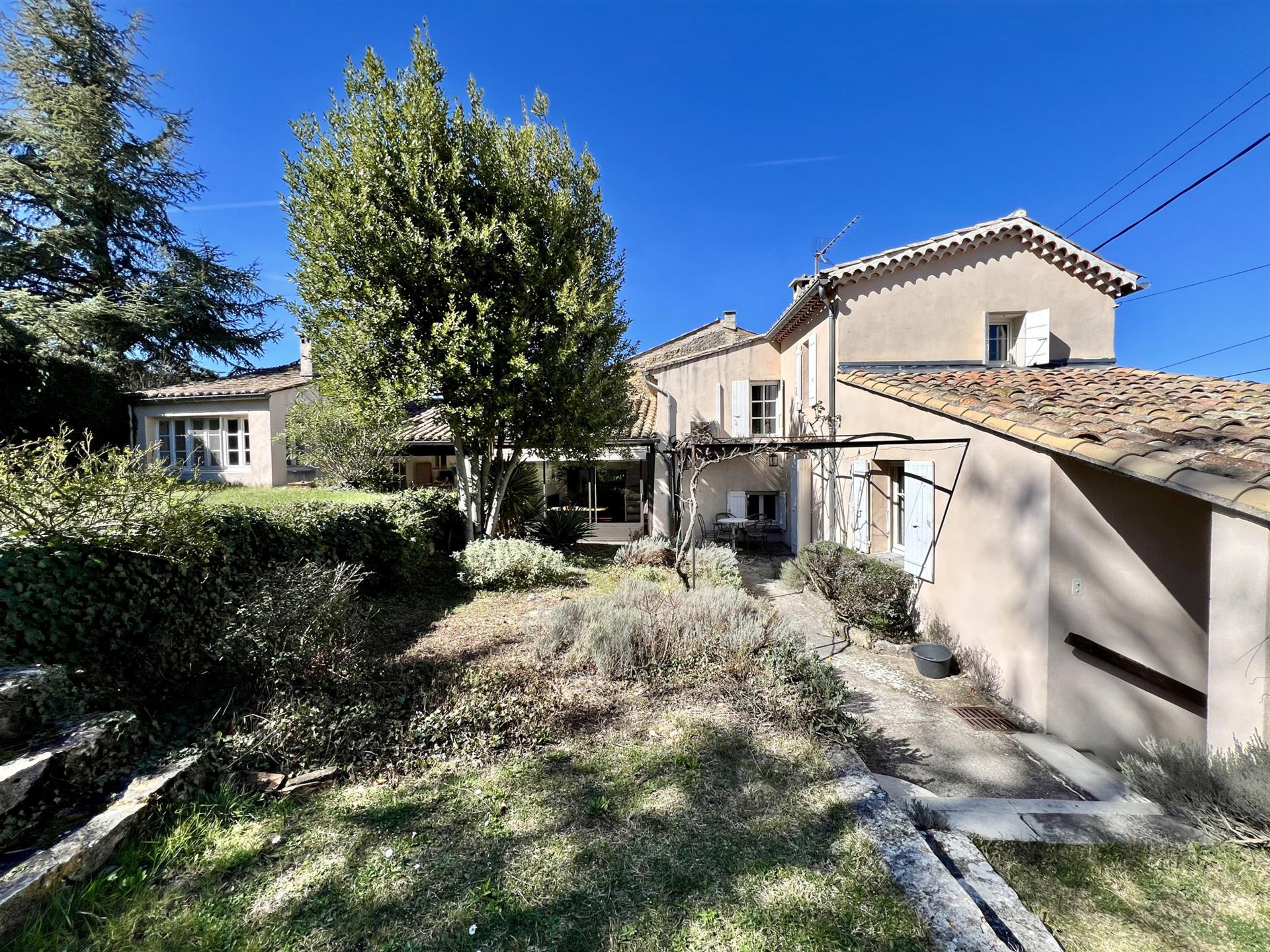Love at first sight! Magnificent old house full of charm with panoramic view, delicious garden and