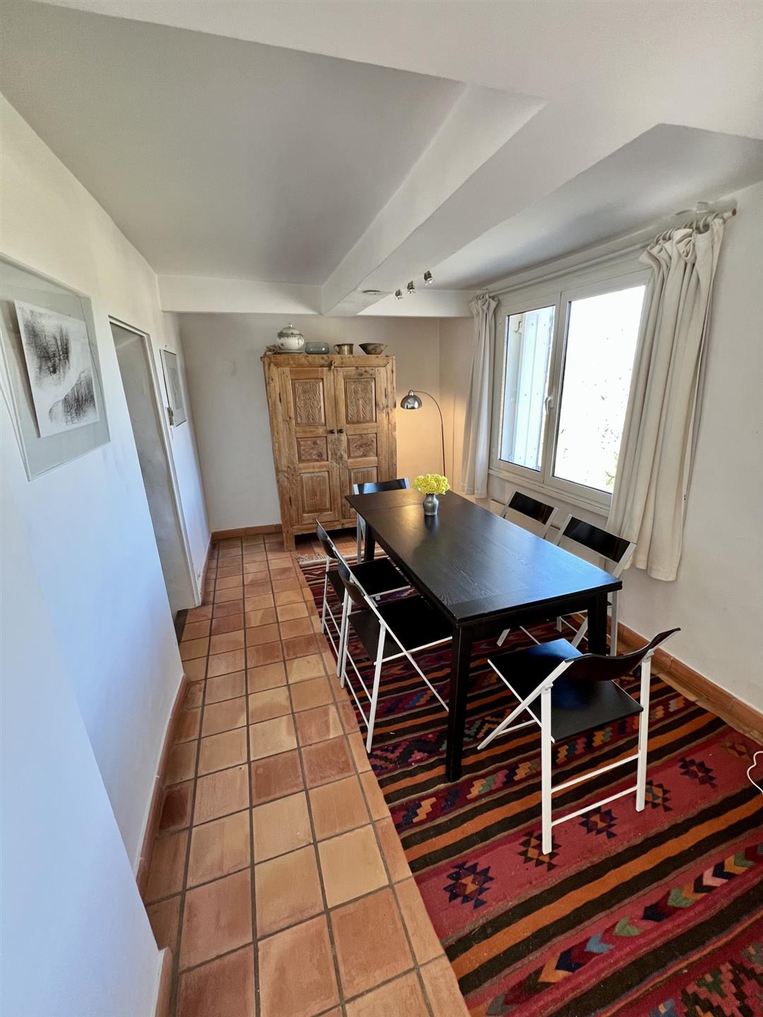 Love at first sight! Magnificent old house full of charm with panoramic view, delicious garden and