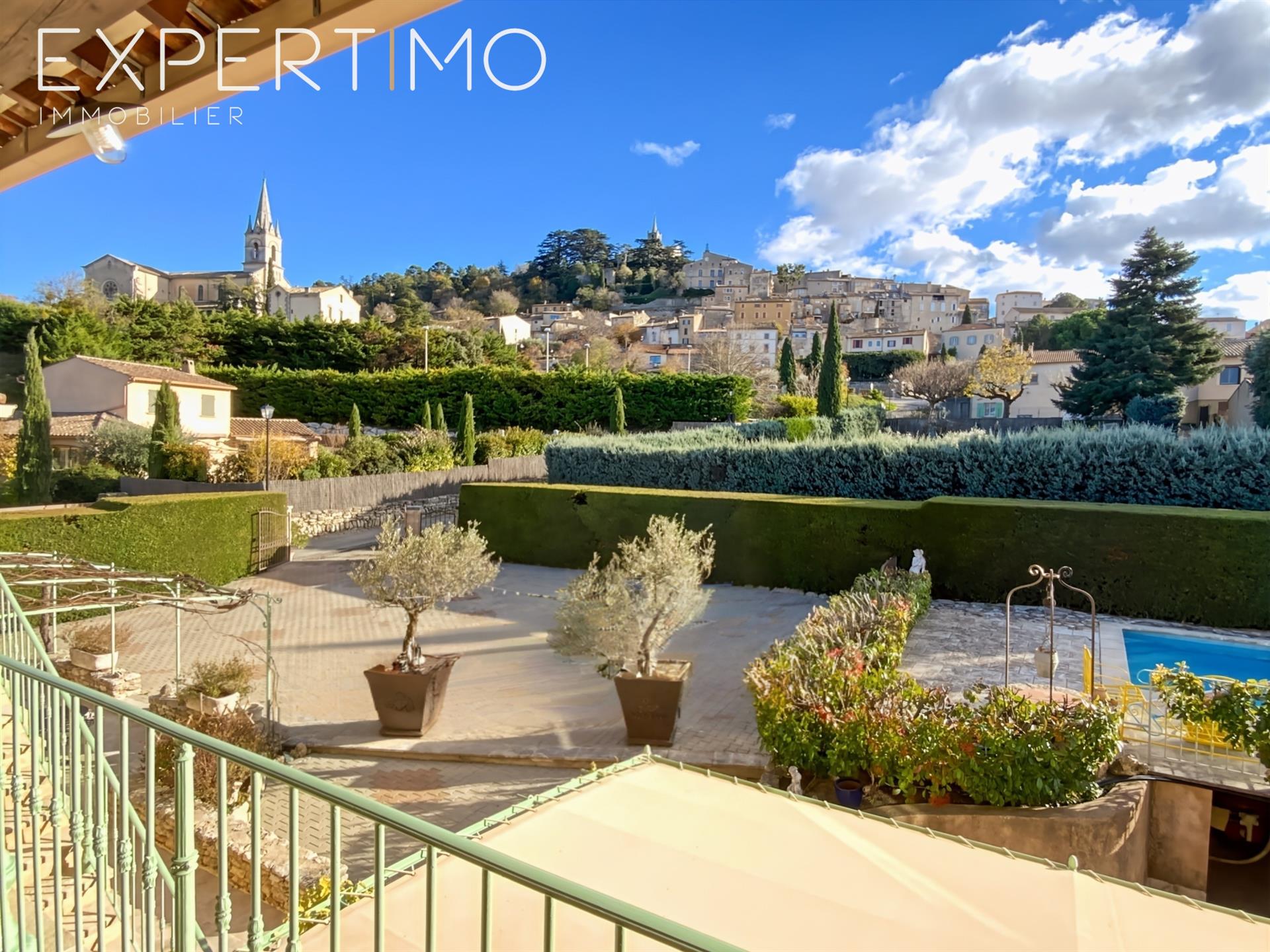 Apartment With 2 Bedrooms, Pool And Terrace With View Of The Village Of Bonnieux