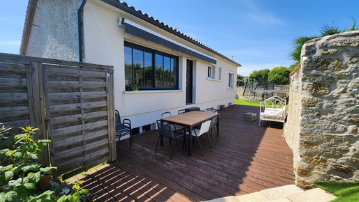 Renovated house from 1973 with three bedrooms, an office