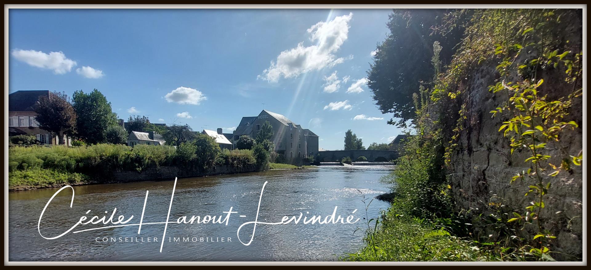 Mont-Saint-Michel Bay area - Stone property with outbuilding - view of the Sélune - Land: 1820 m2