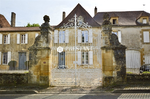 Splendide maison ancienne à 5' des commerces sur un terrain de 3 900m2