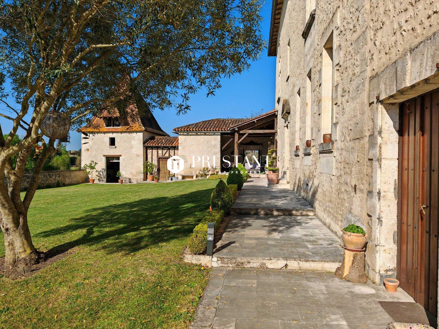 Manorhouse