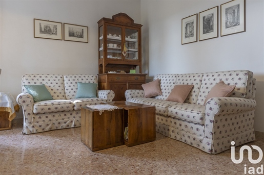 Sale Detached house / Villa 280 m² - 3 bedrooms - Montefano