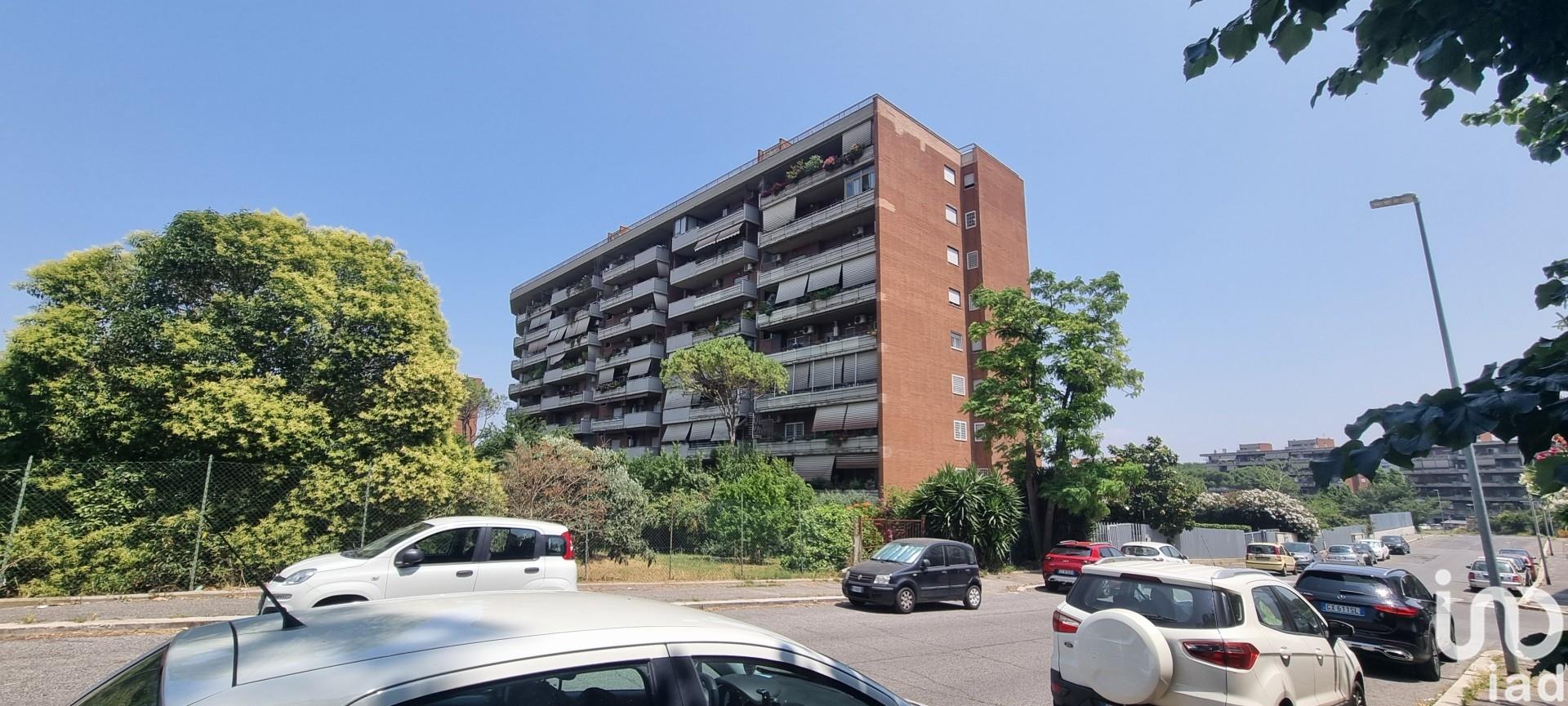 Sale Apartment 77 m² - 2 bedrooms - Rome