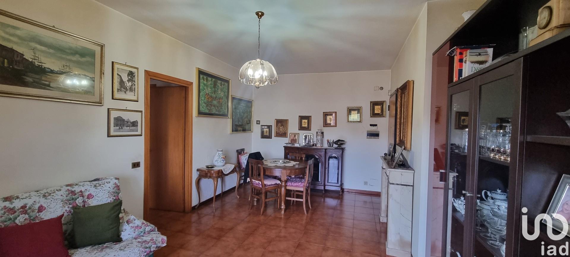 Sale Apartment 77 m² - 2 bedrooms - Rome