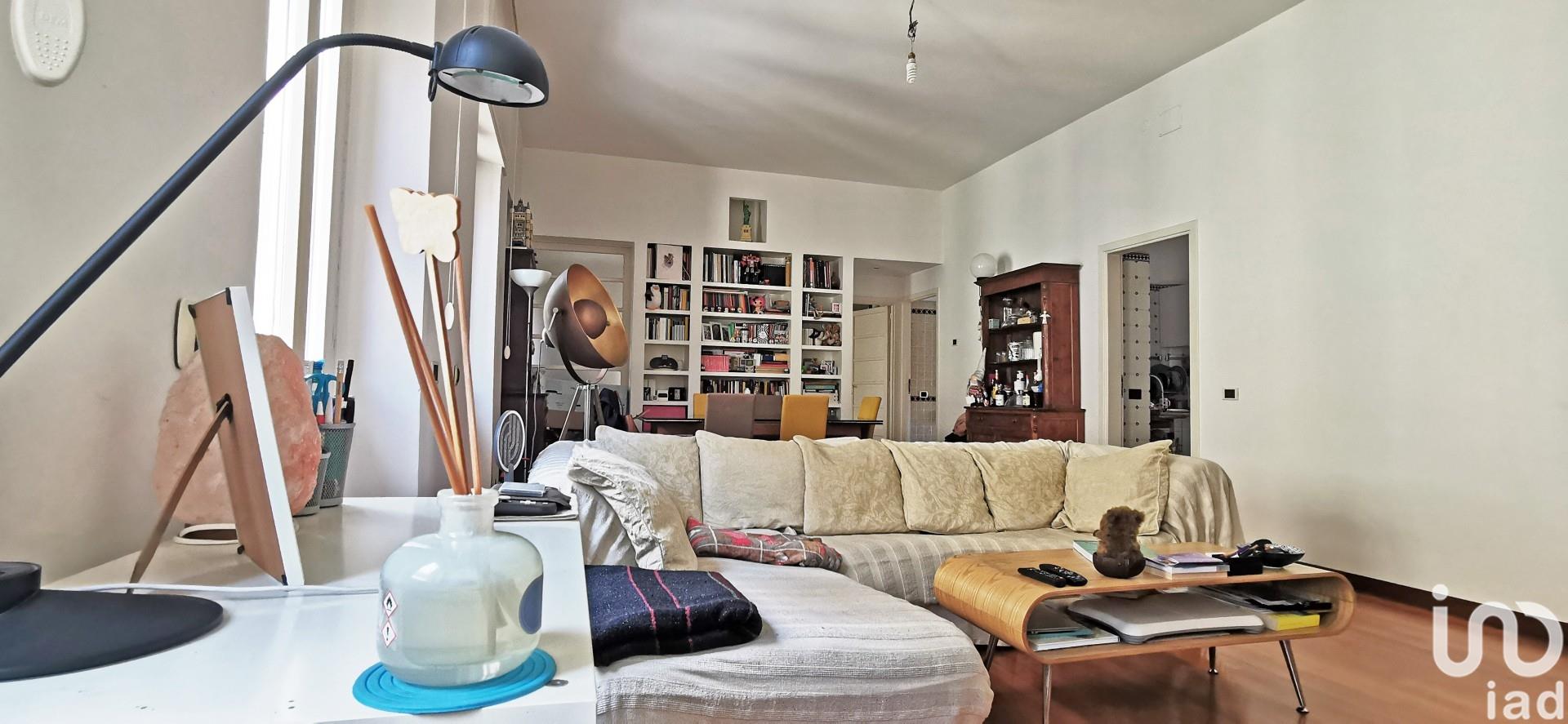 Sale Apartment 85 m² - 1 bedroom - Rome