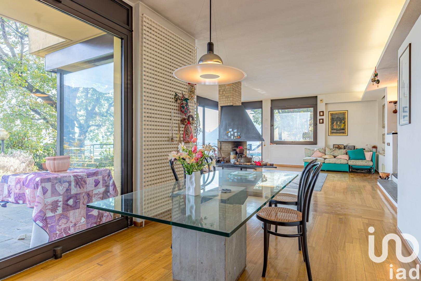 Sale Home 263 m² - 4 bedrooms