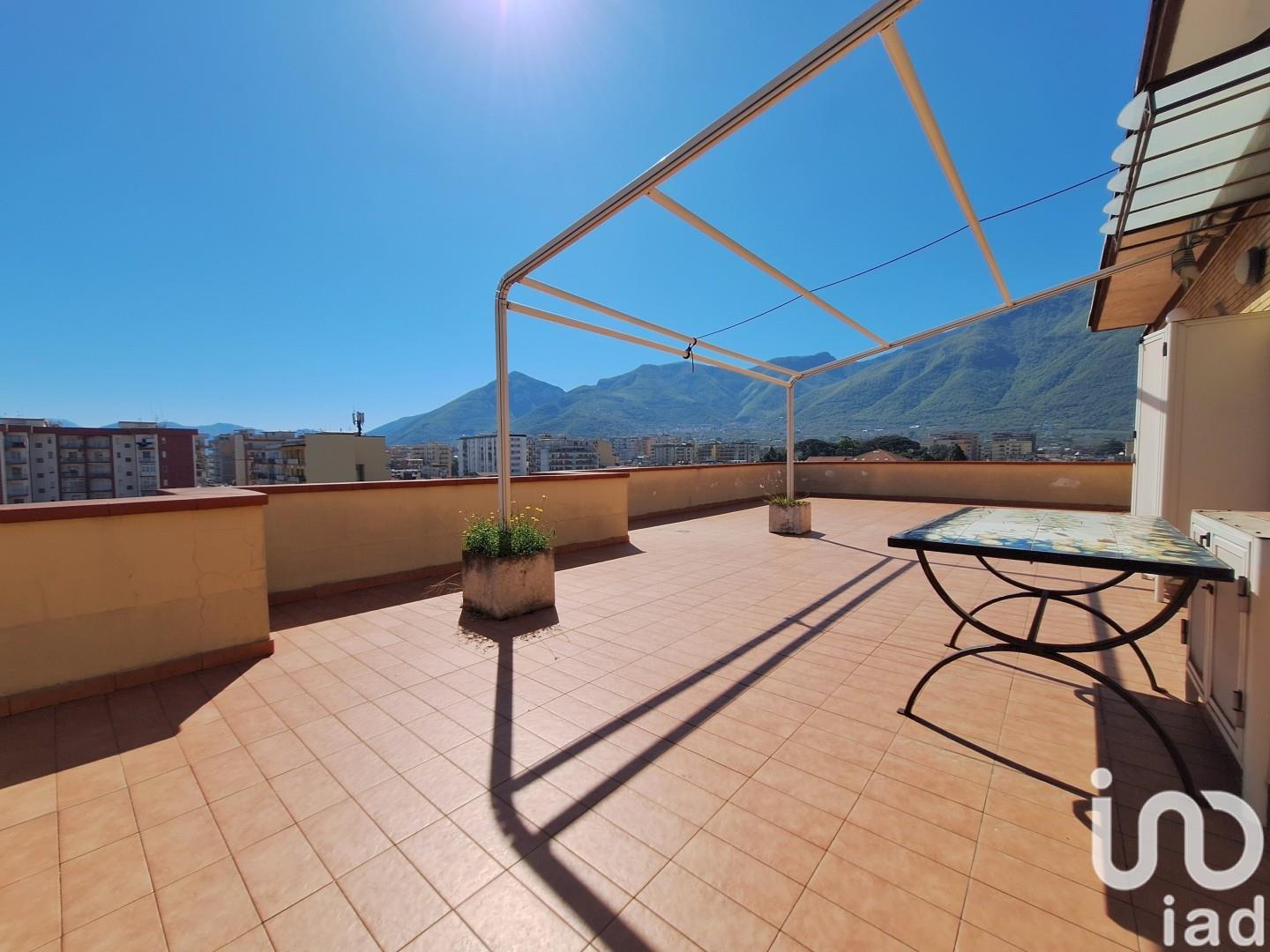 Sale Apartment 180 m² - 6 bedrooms