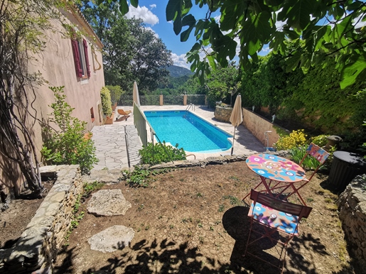 Villa T6 133 m2 piscine