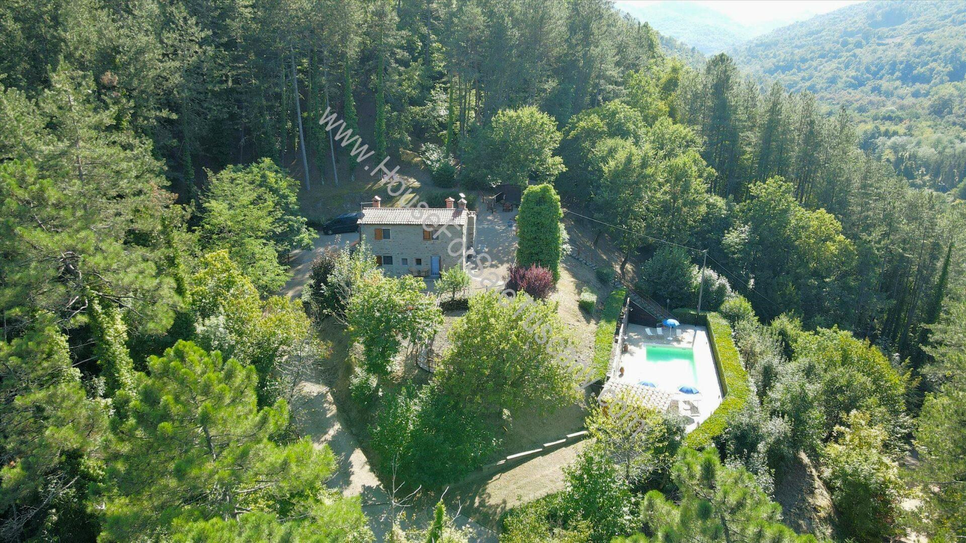 Detached Tuscan house