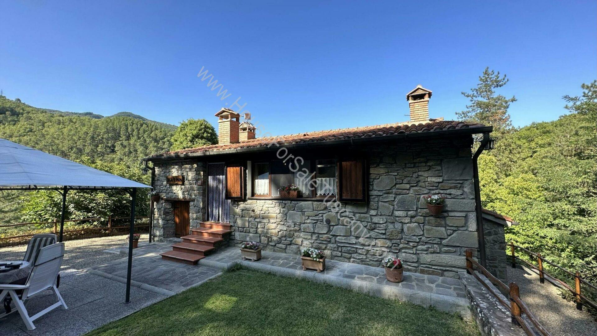 Detached Tuscan house