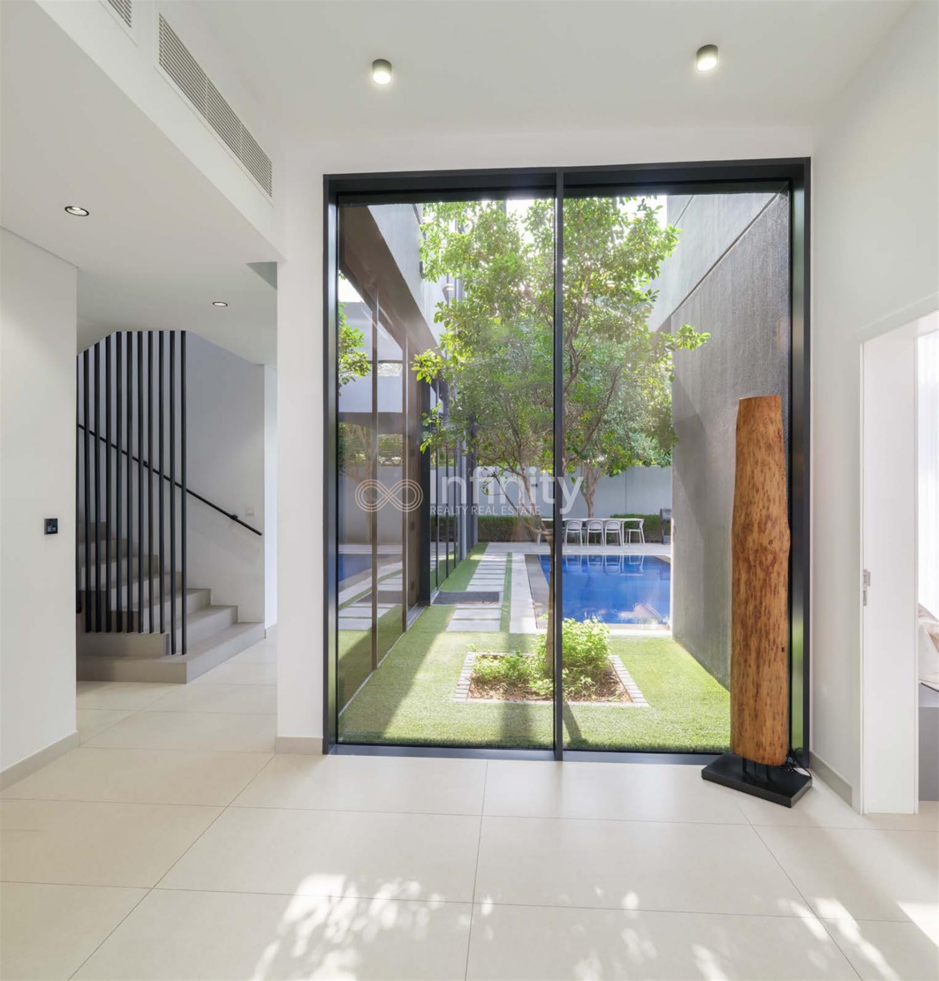 Exclusive 4Br | Freehold | Book with 5% | High Investment Return