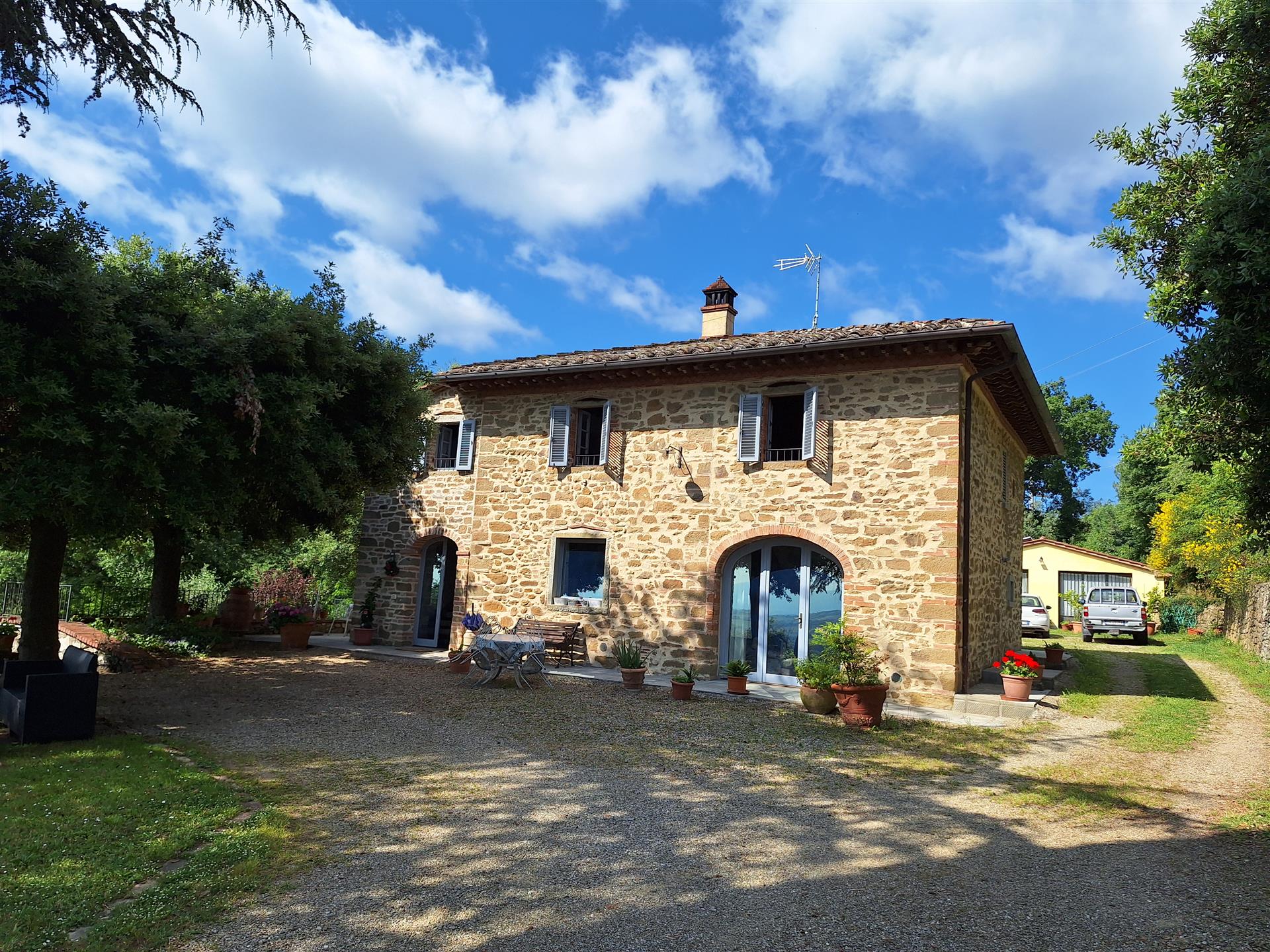 Stone house Tuscany with dependence, view and Pool