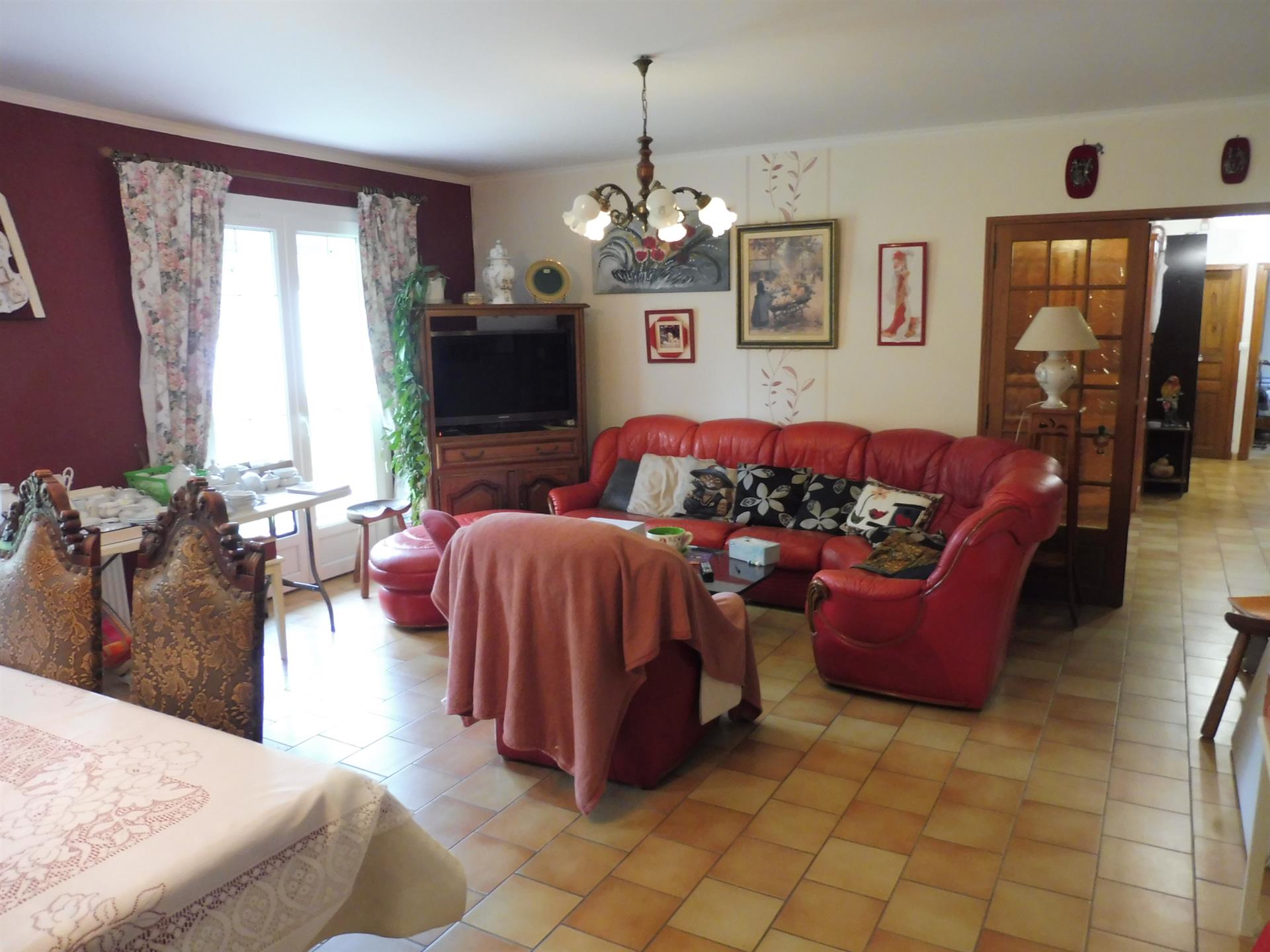 Kupnja: Kuća (24600)