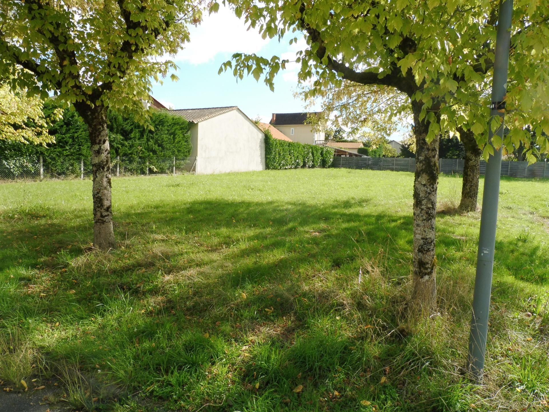 Kupnja: Zemljište (24600)