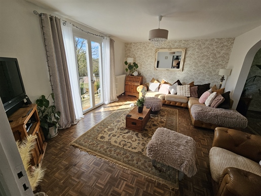 Lovely Family Home With Large Garden
