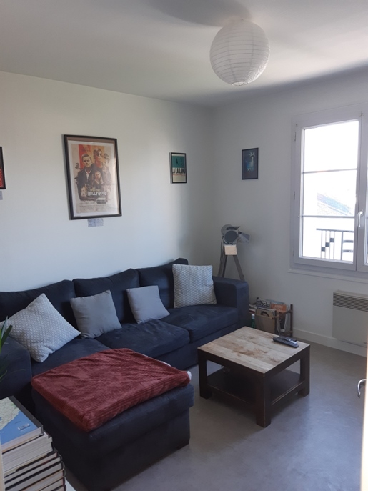 T2 Apartment Ideally Located On The Isle Of Nantes