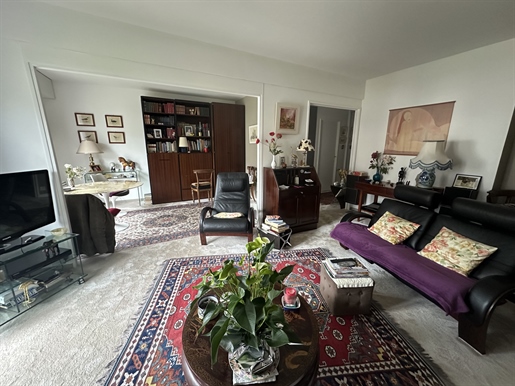 Charming apartment for sale in Fontainebleau