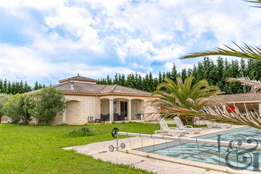 Zu verkaufen neue Villa mit Pool in Allez-et-Cazeneuve