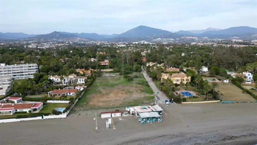 10.000 m2 front line beach plot with project for sale in Guadalmina Baja, San Pedro Alcantara