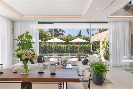 Discover elegant modern living with this prime villa for sale in Cortijo Blanco, San Pedro, Marbella