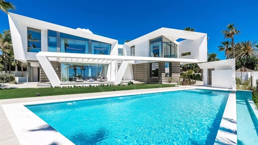 Custom designed villa built with impeccable taste and direct beach access for sale in Los Monteros P