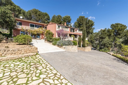 Mediterranean villa in Palma with panoramic mountain and sea views