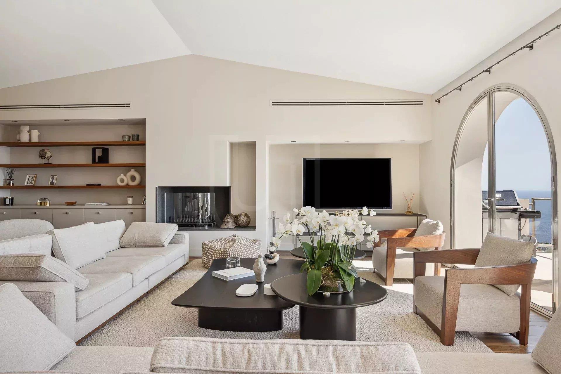 5 Bedrooms - Villa - Alpes-Maritimes - For Sale - MZiCA6578