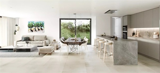 Elegant new ground floor apartment with garden for sale in Ayana, New Golden Mile, Estepona