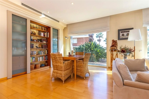 6 Bedrooms - Town House - Barcelona - For Sale