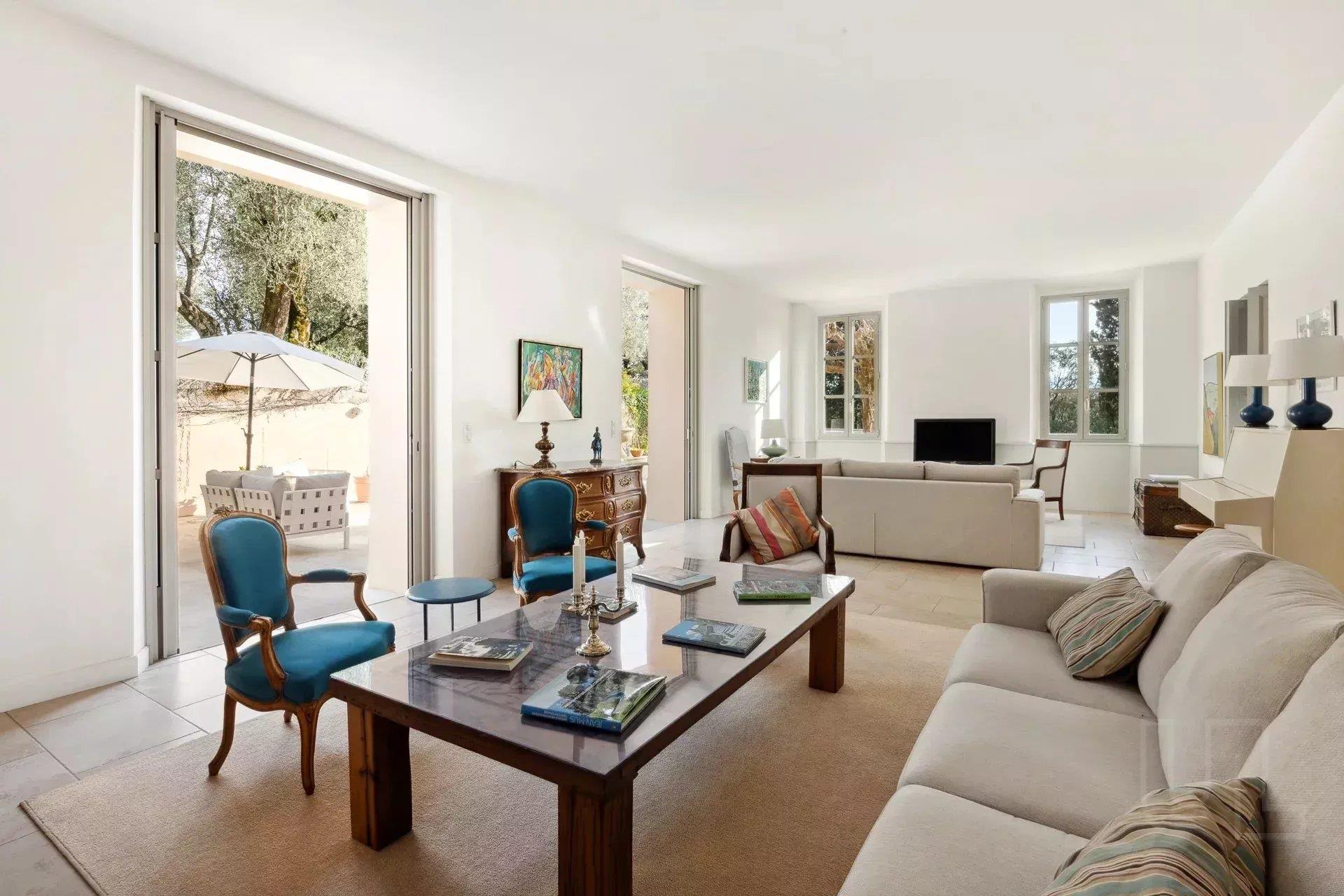Achat : Maison (06130)