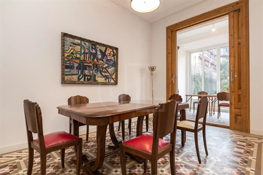 3 Bedrooms - Apartment - Barcelona - For Sale