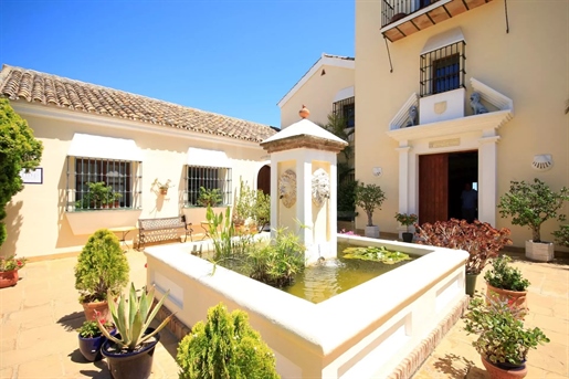Large villa for sale in La Duquesa Golf, with front line golf views and panoramic sea views.