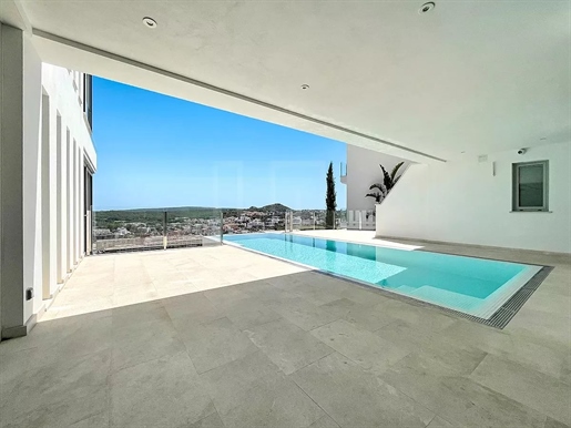 Sea view Villa overlooking Santa Ponsa