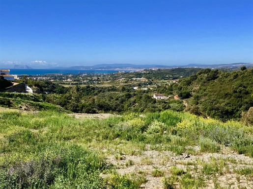Large villa plot with far-reaching views for sale in La Panera on the New Golden Mile, Estepona