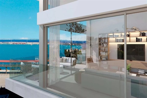 Luxury penthouse apartment overlooking the harbour of Palma