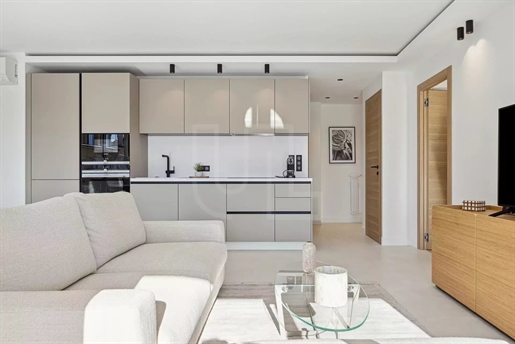 2 Bedrooms - Apartment - Alpes-Maritimes - For Sale - MZiCA6804