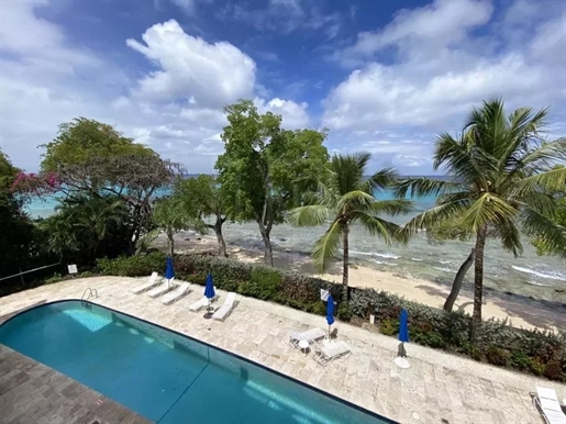 2 Bedrooms - Beachfront Apartment For Sale - 78567