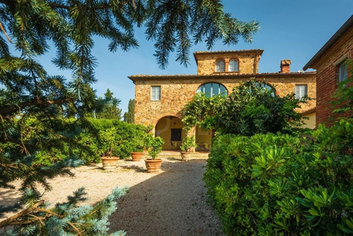 Splendida Villa Leopoldina a Siena.