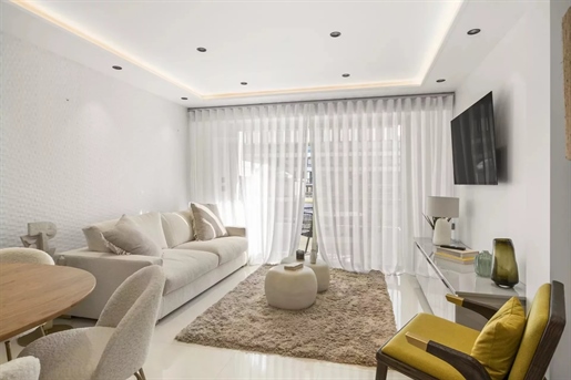 3 Bedrooms - Apartment - Alpes-Maritimes - For Sale - MZiCA6374