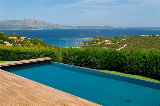 Contemporary Mediterranean villa