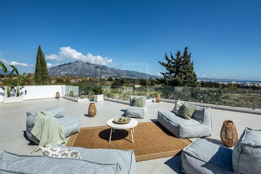 Opportunité d’investissement rentable : Villa avec des équipements de luxe à vendre à Nueva Andaluc