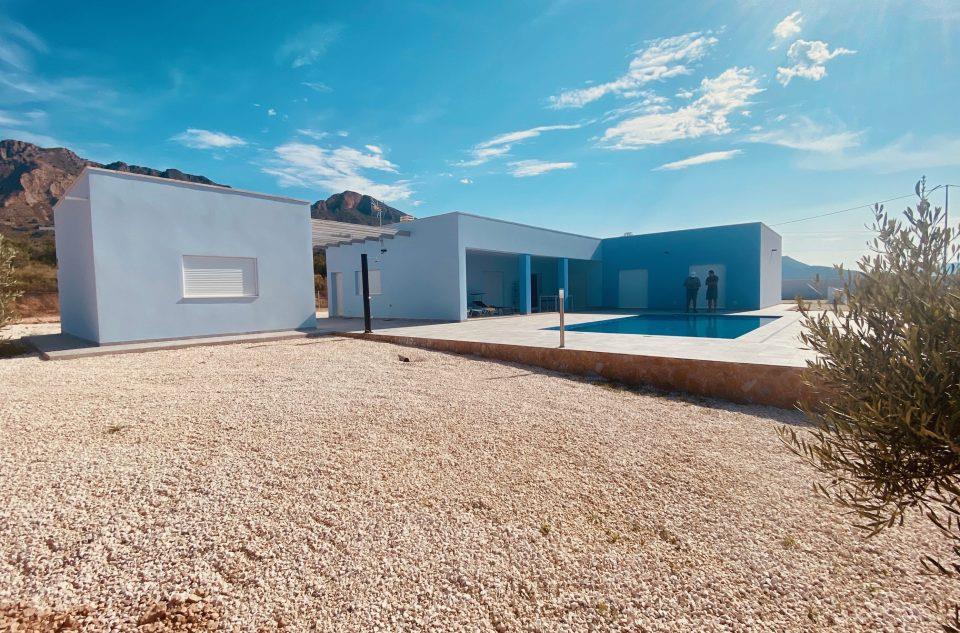 Prachtige nieuwe villa in Macisvenda 